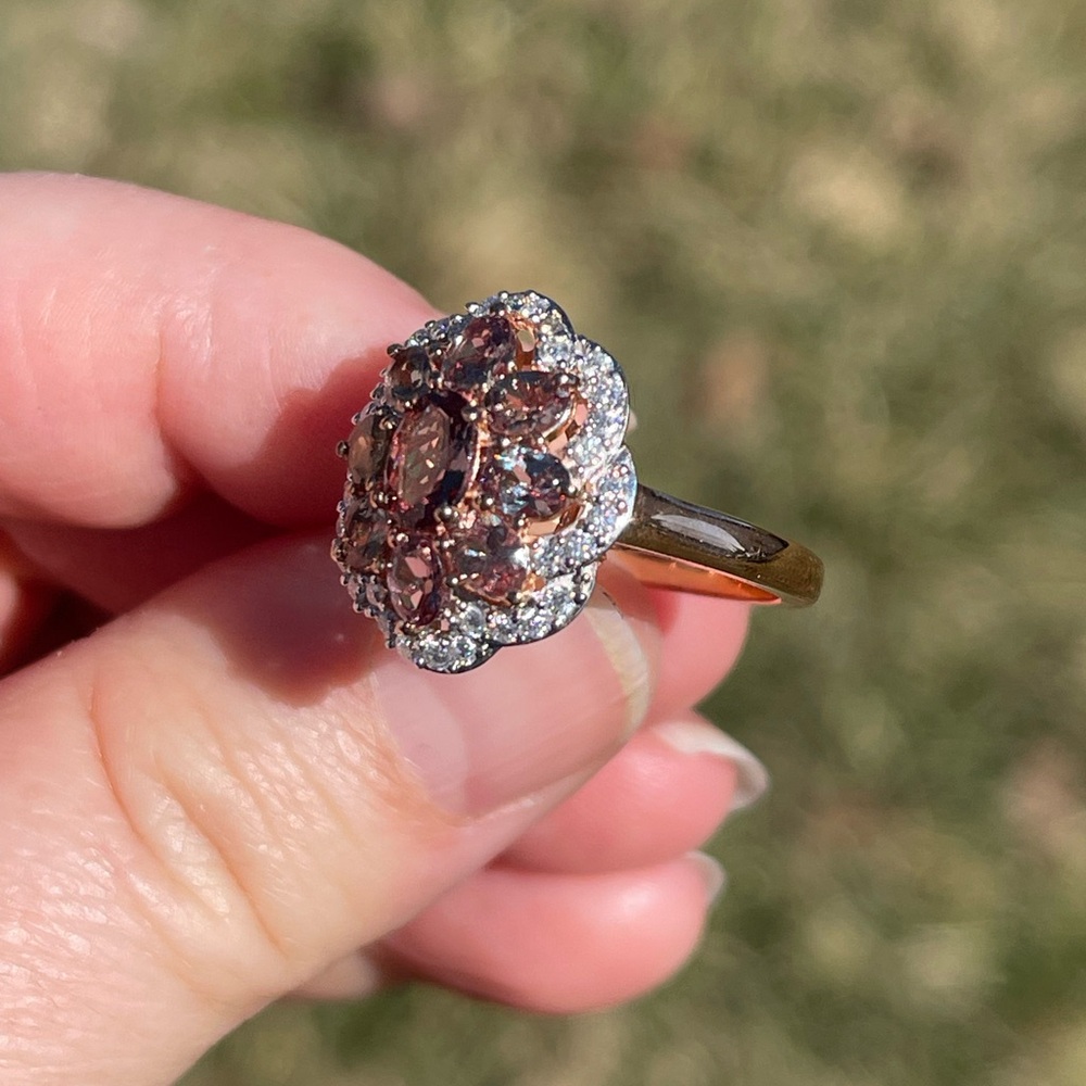Madagascar Color Change Garnet Floral Ring - Picture 3 of 7
